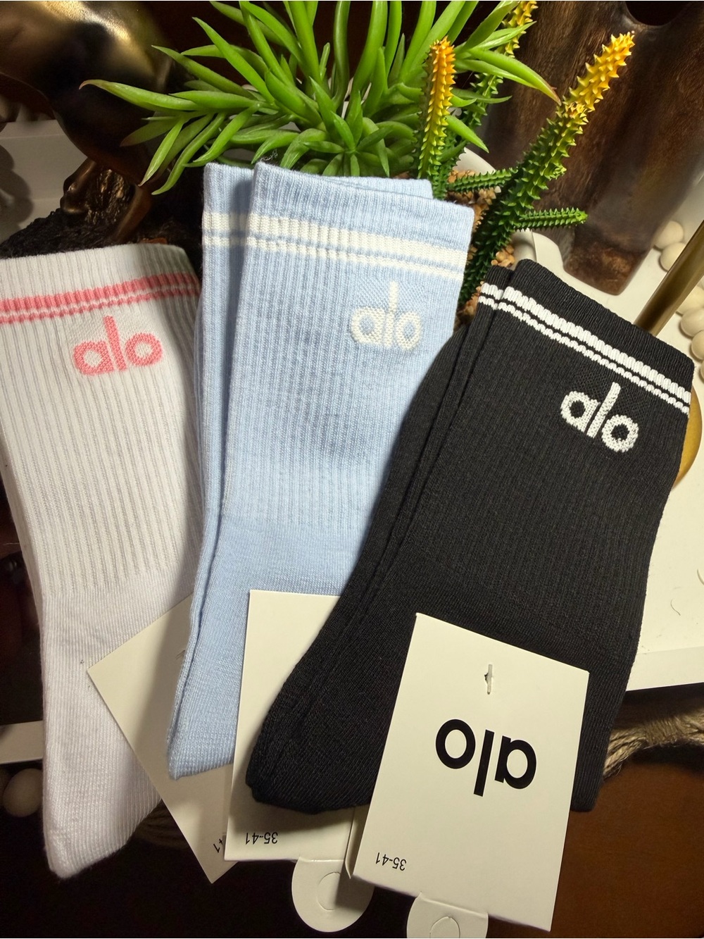 ALO Yoga Men's Striped Crew Socks - Black, Light Blue, White with Pink Logo